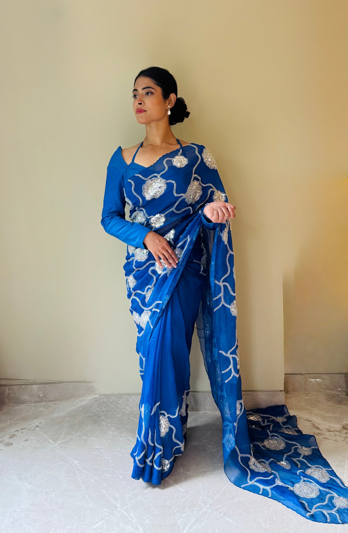 Neelkamal, Sapphire Dream