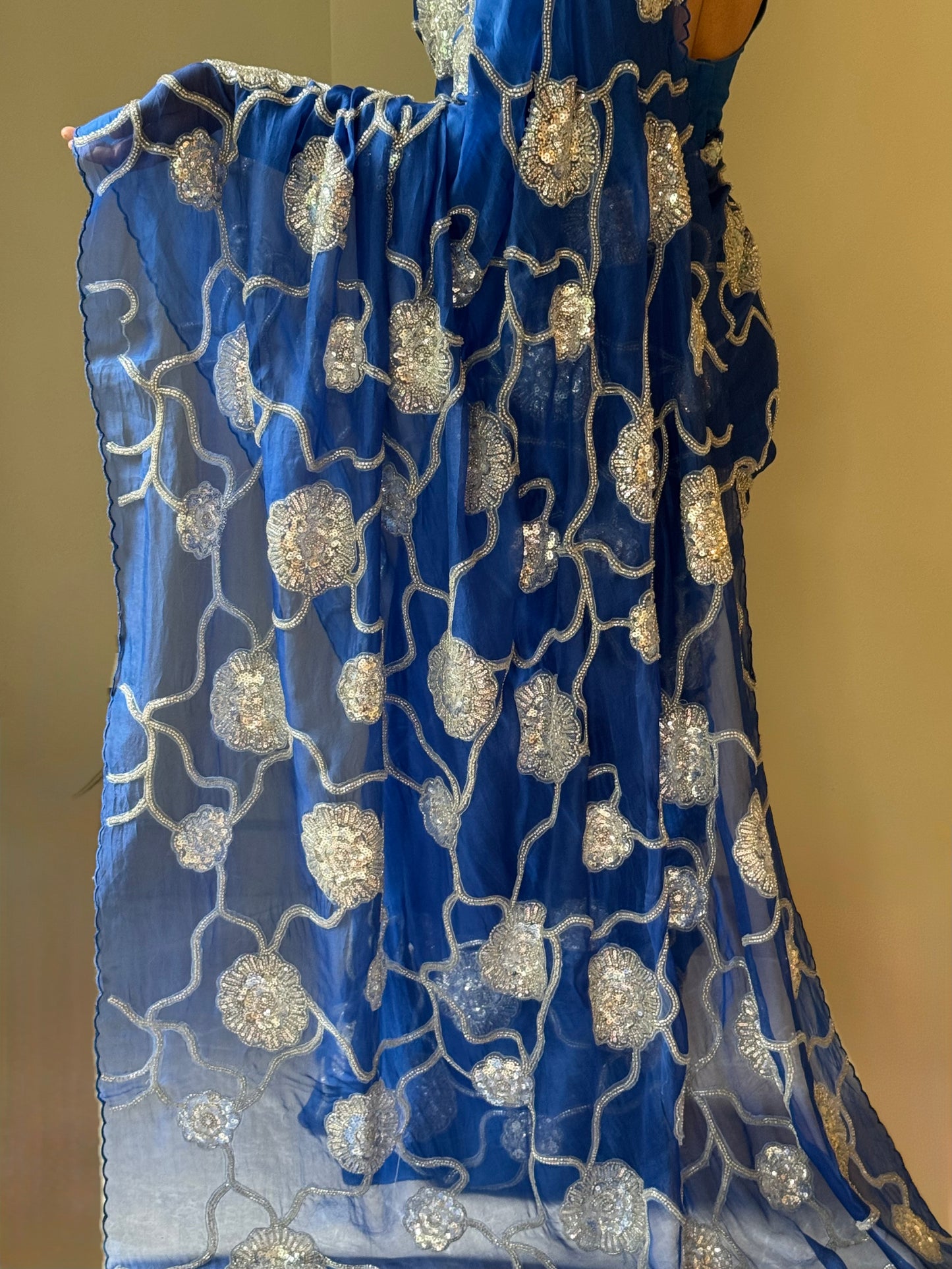 Neelkamal, Sapphire Dream