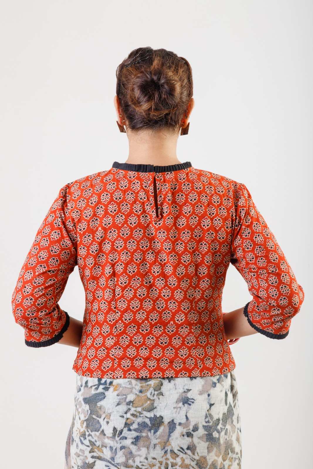 Amber Tara, Rust Harmony