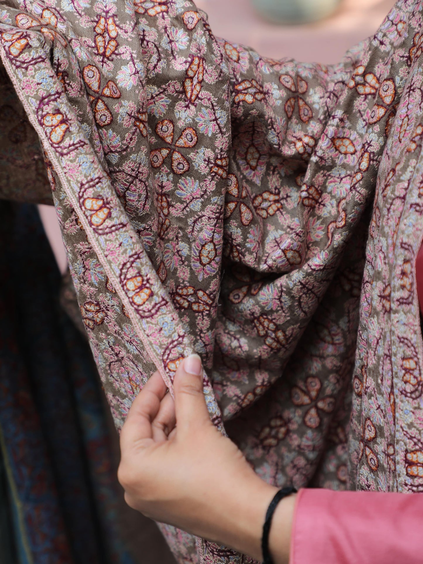 Sonpah Taupe Blossom, Rust Rosette Pashmina