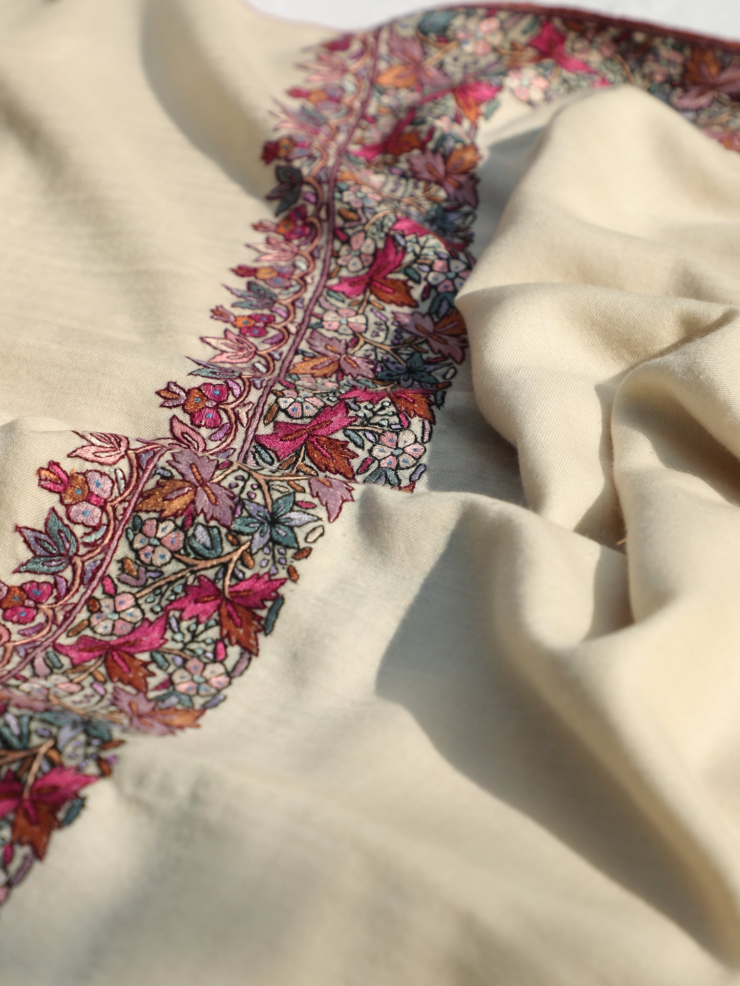 Phoolkari Sozni Pashmina, Gulbahaar Pashmina, Cream Blossom Sozni