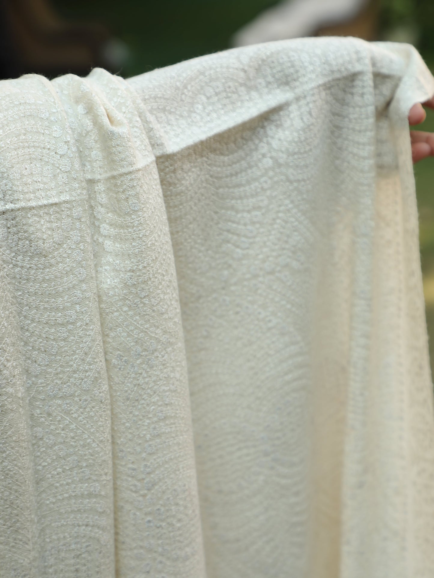 Cream Whisper Pashmina, Moonlight Sozni